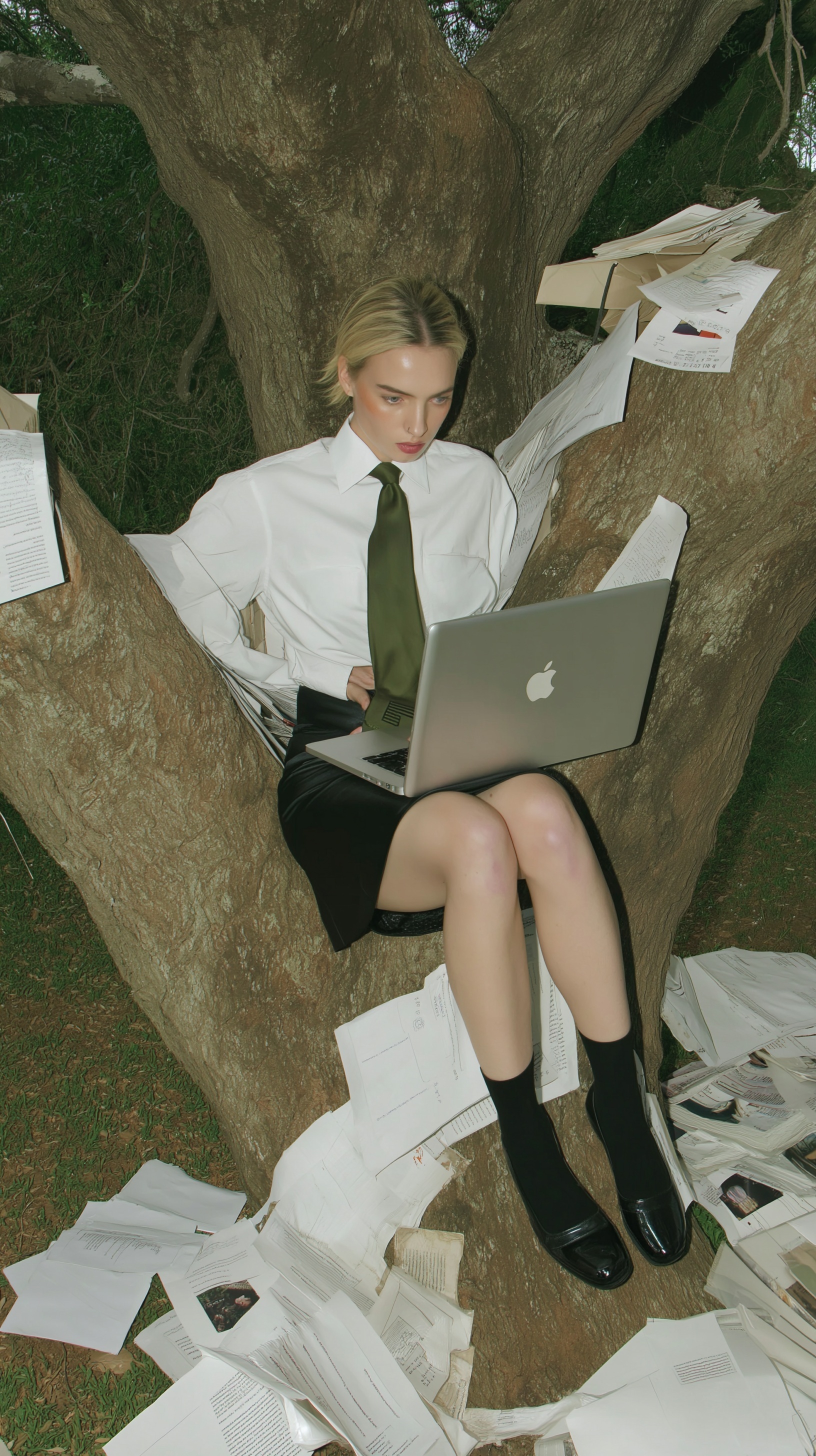 Young Pro Finds Inspiration in Nature's Office