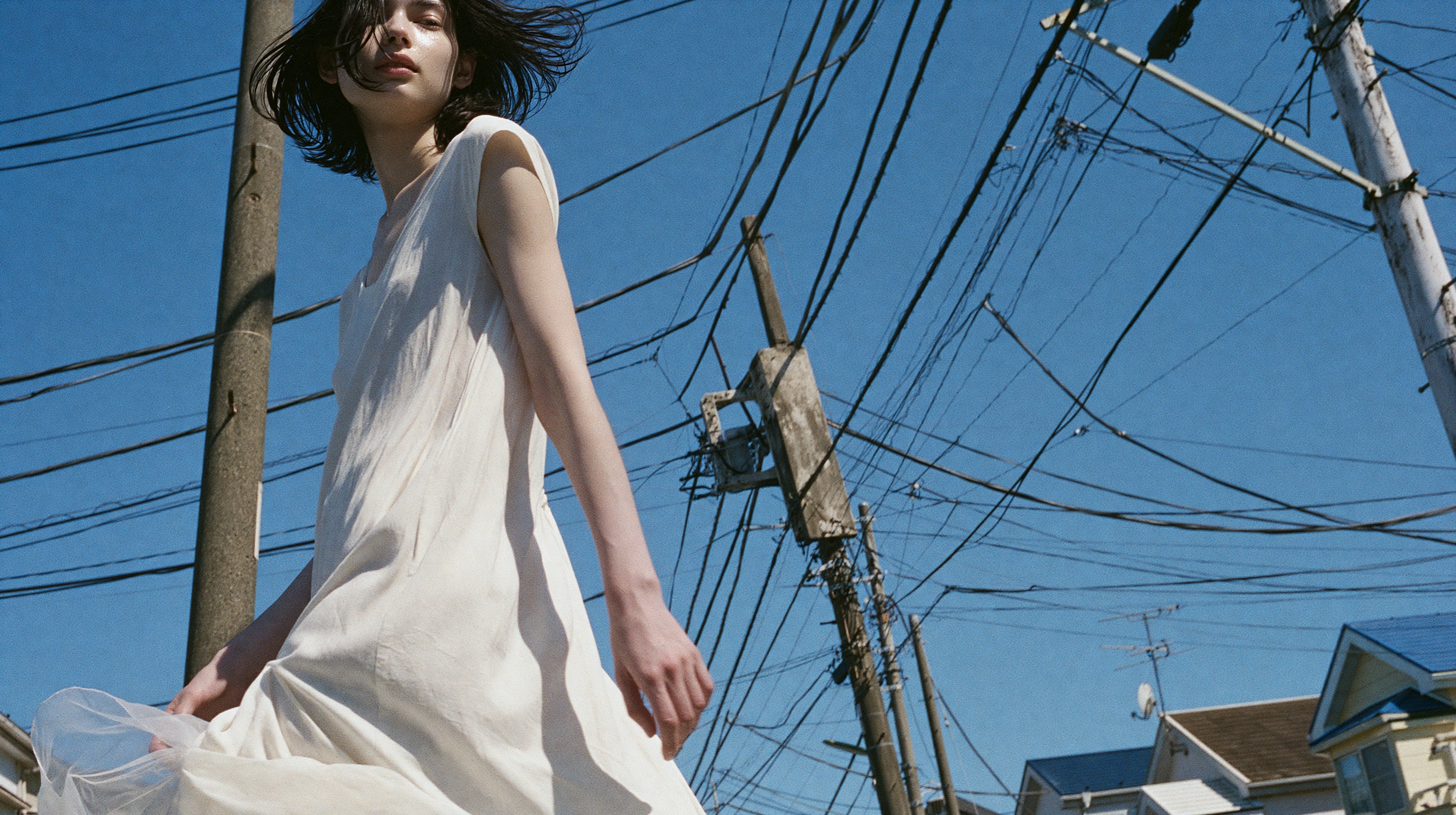 Nostalgic Summer Fashion: Embrace Effortless Elegance