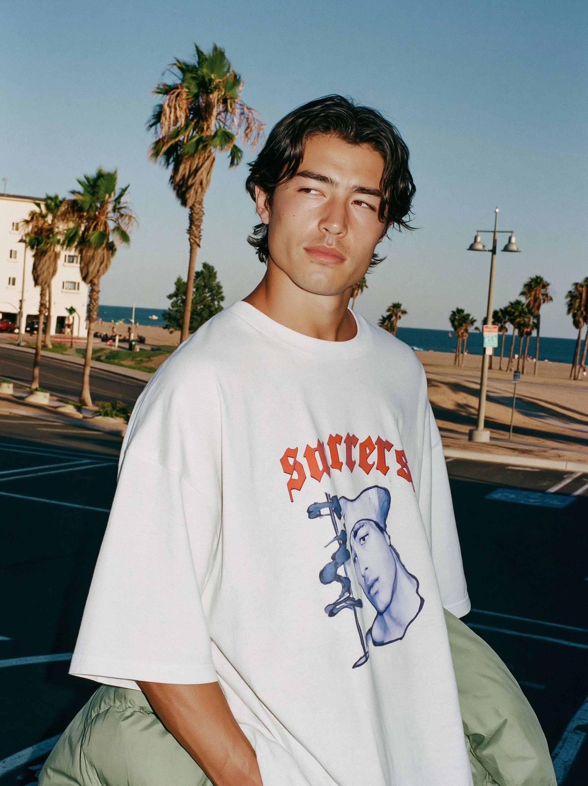 Coastal Vibes: LA Beach Streetwear Style