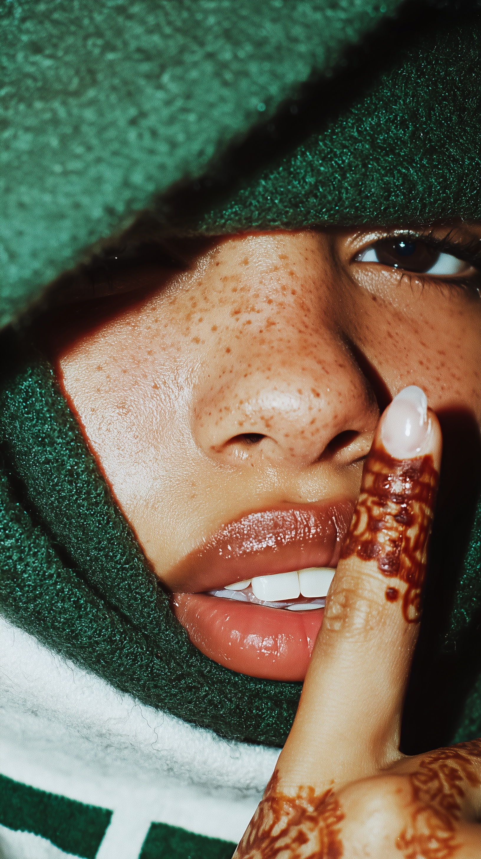 Silence in Style: A Bold Fashion Statement