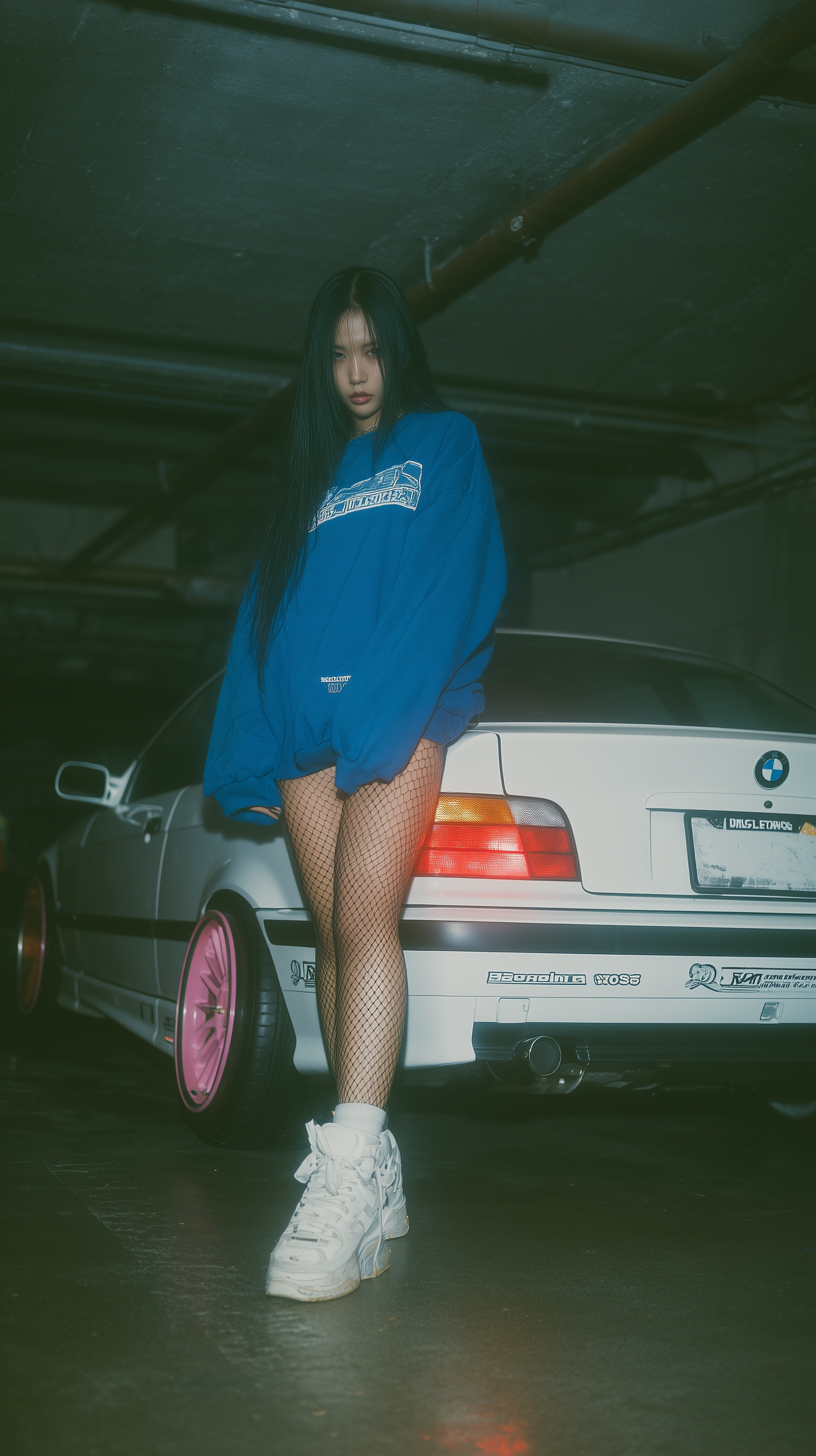 Urban Confidence: Streetwear Meets Cinematic Style